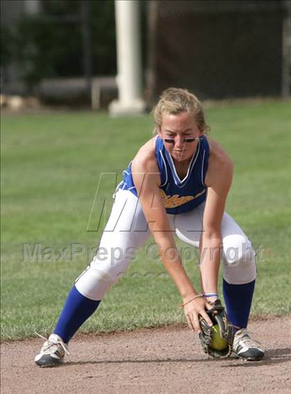 Thumbnail 2 in Gilroy vs. Carlmont (CIF CCS D1 Playoffs) photogallery.