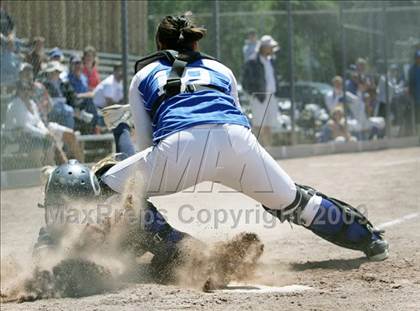 Thumbnail 2 in Gilroy vs. Carlmont (CIF CCS D1 Playoffs) photogallery.