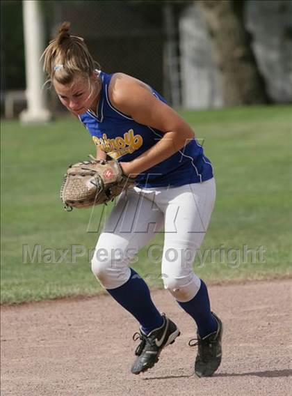Thumbnail 2 in Gilroy vs. Carlmont (CIF CCS D1 Playoffs) photogallery.