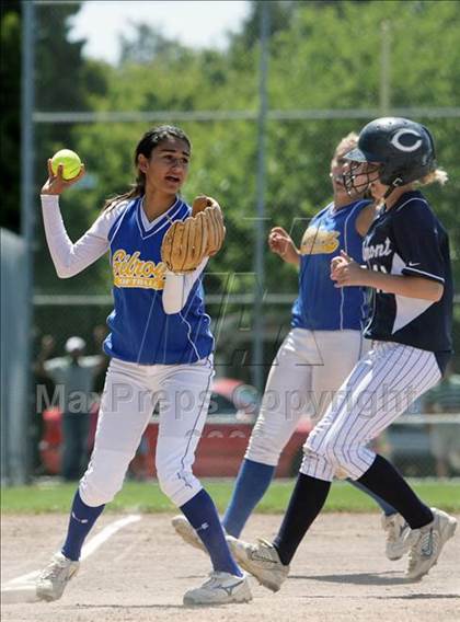 Thumbnail 3 in Gilroy vs. Carlmont (CIF CCS D1 Playoffs) photogallery.