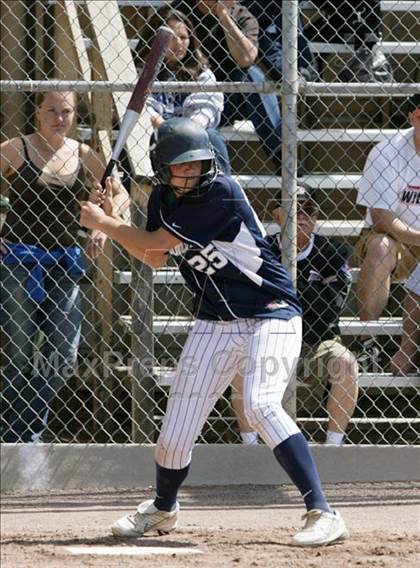 Thumbnail 1 in Gilroy vs. Carlmont (CIF CCS D1 Playoffs) photogallery.