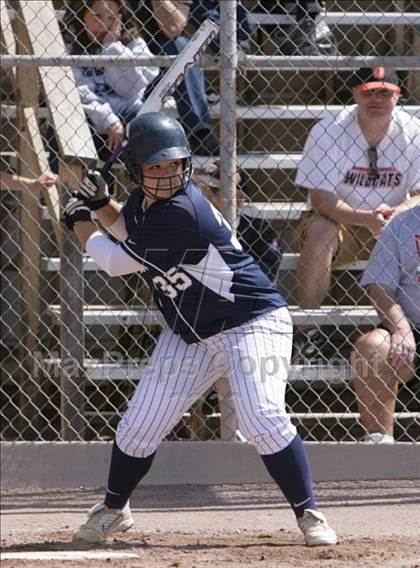 Thumbnail 3 in Gilroy vs. Carlmont (CIF CCS D1 Playoffs) photogallery.
