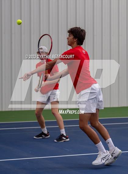 Thumbnail 3 in Cherry Creek vs Regis Jesuit (CHSAA 5A Team Championship) photogallery.