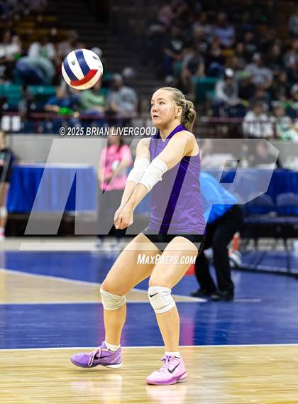 Thumbnail 2 in Bayfield vs. Stargate School (CHSAA 3A First Round) photogallery.