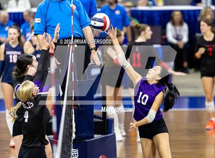 Thumbnail 2 in Bayfield vs. Stargate School (CHSAA 3A First Round) photogallery.