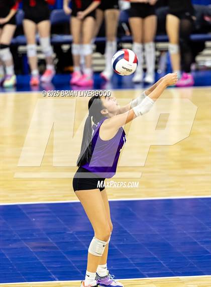 Thumbnail 3 in Bayfield vs. Stargate School (CHSAA 3A First Round) photogallery.