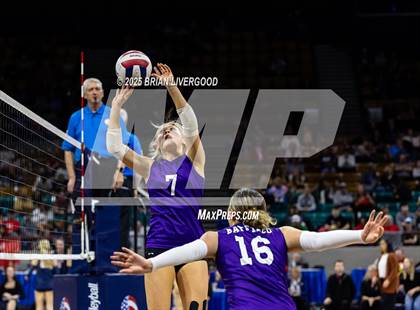Thumbnail 3 in Bayfield vs. Stargate School (CHSAA 3A First Round) photogallery.