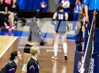 Thumbnail 2 in Bayfield vs. Stargate School (CHSAA 3A First Round) photogallery.