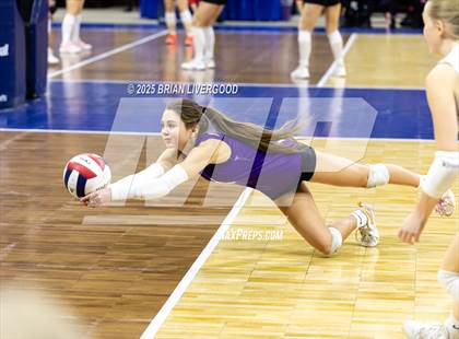 Thumbnail 2 in Bayfield vs. Stargate School (CHSAA 3A First Round) photogallery.