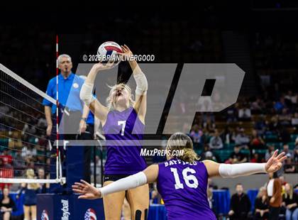 Thumbnail 2 in Bayfield vs. Stargate School (CHSAA 3A First Round) photogallery.