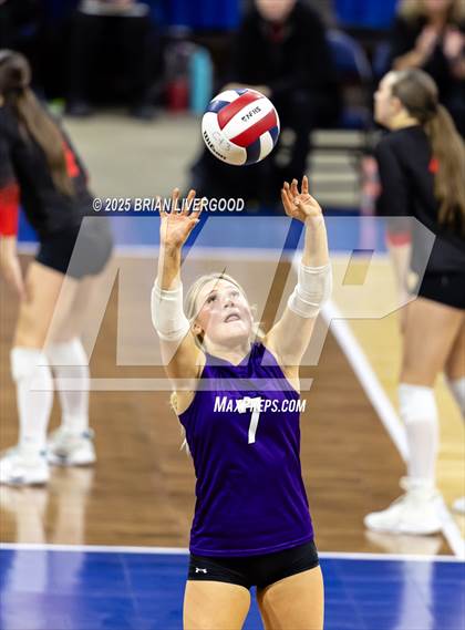 Thumbnail 3 in Bayfield vs. Stargate School (CHSAA 3A First Round) photogallery.