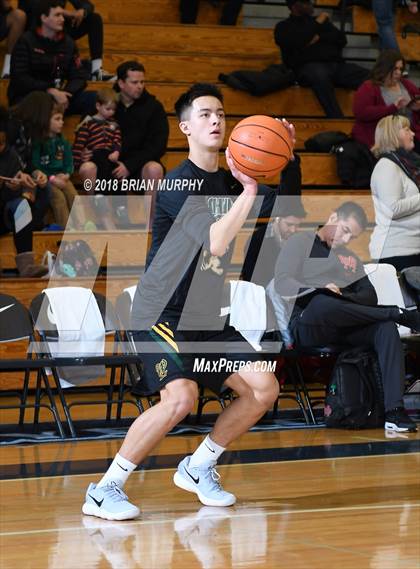 Thumbnail 2 in Mater Dei vs West Linn (Les Schwab Invitational) photogallery.