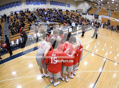 Thumbnail 2 in Mater Dei vs West Linn (Les Schwab Invitational) photogallery.