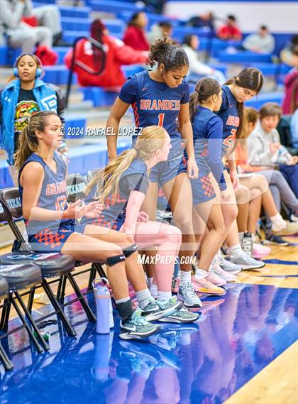 Thumbnail 1 in Summer Creek vs. Brandeis (McDonald's Texas Invitational) photogallery.