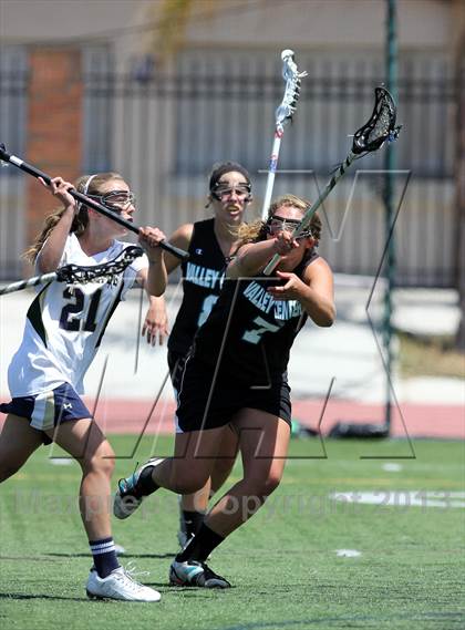 Thumbnail 3 in Valley Center vs. Del Norte (CIF SDS D2 Final) photogallery.