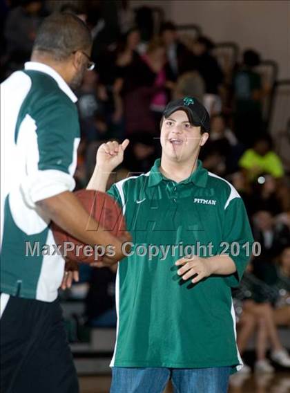 Thumbnail 2 in Turlock @ Pitman photogallery.