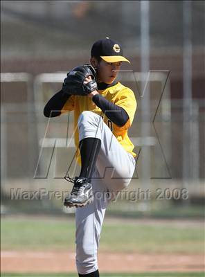 Thumbnail 3 in Cabrillo vs. Dos Pueblos photogallery.