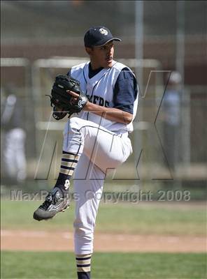 Thumbnail 3 in Cabrillo vs. Dos Pueblos photogallery.