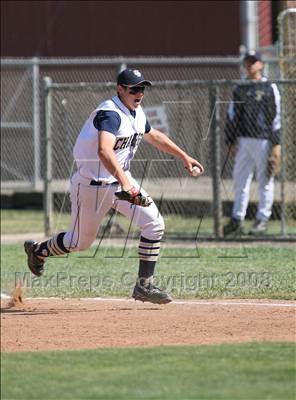 Thumbnail 3 in Cabrillo vs. Dos Pueblos photogallery.