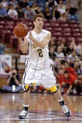 Thumbnail 1 in Mater Dei vs. Oak Ridge (State D2 Final) #1 photogallery.