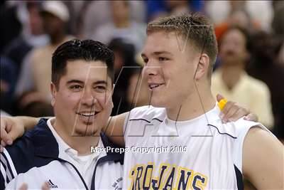 Thumbnail 1 in Mater Dei vs. Oak Ridge (State D2 Final) #1 photogallery.