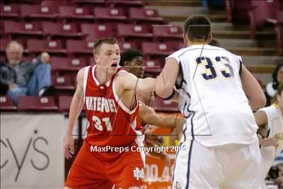 Thumbnail 1 in Mater Dei vs. Oak Ridge (State D2 Final) #1 photogallery.