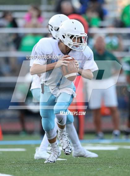 Thumbnail 3 in Wakefield @ Yorktown photogallery.
