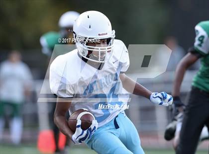 Thumbnail 2 in Wakefield @ Yorktown photogallery.
