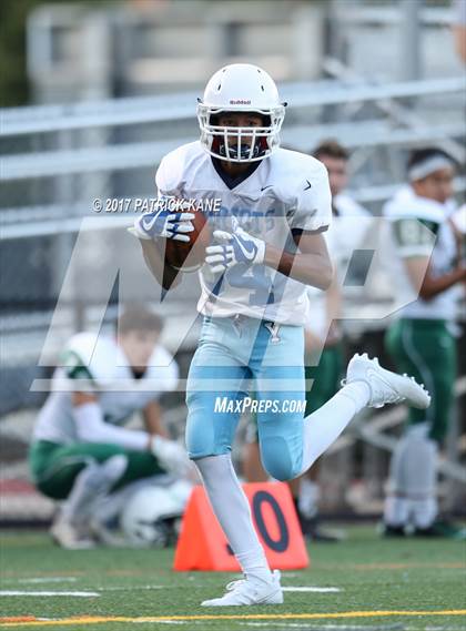 Thumbnail 2 in Wakefield @ Yorktown photogallery.