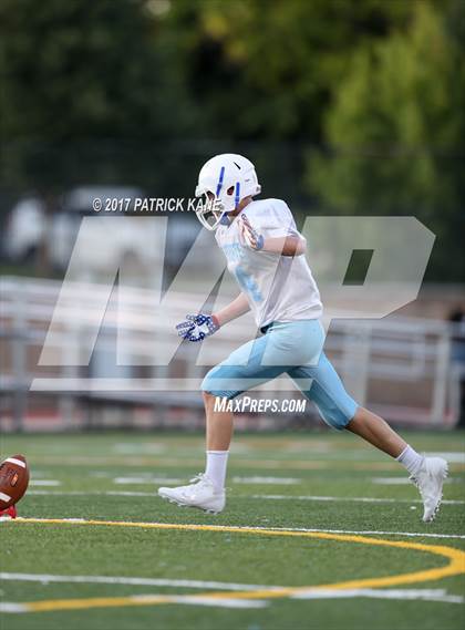 Thumbnail 3 in Wakefield @ Yorktown photogallery.