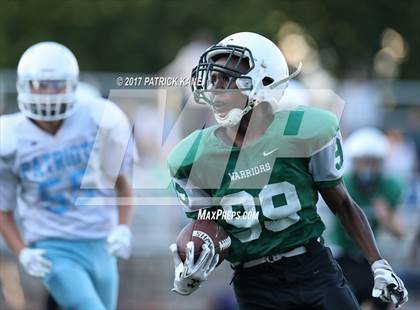 Thumbnail 2 in Wakefield @ Yorktown photogallery.