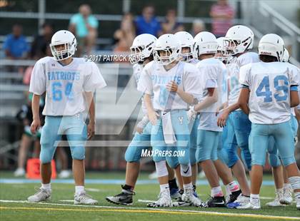 Thumbnail 2 in Wakefield @ Yorktown photogallery.