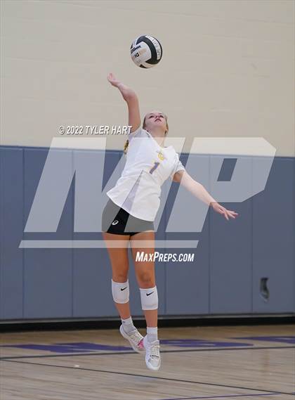 Thumbnail 3 in Carmel vs. Penn (Brownsburg Invite) photogallery.