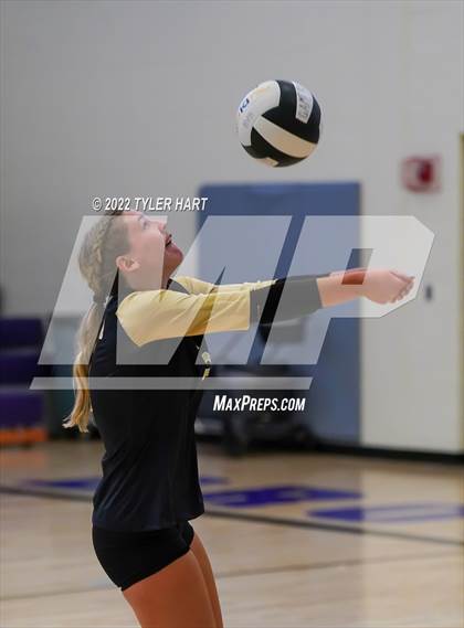Thumbnail 1 in Carmel vs. Penn (Brownsburg Invite) photogallery.