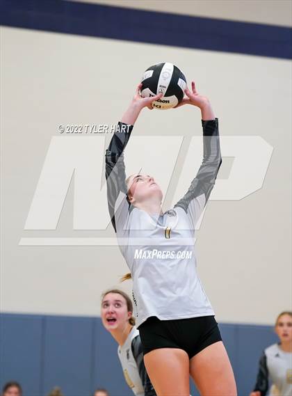 Thumbnail 2 in Carmel vs. Penn (Brownsburg Invite) photogallery.