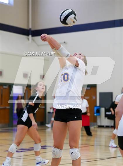Thumbnail 1 in Carmel vs. Penn (Brownsburg Invite) photogallery.