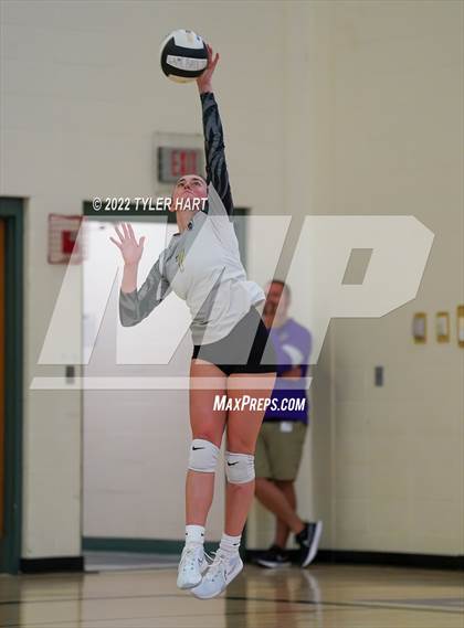 Thumbnail 3 in Carmel vs. Penn (Brownsburg Invite) photogallery.