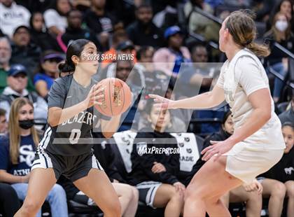 Thumbnail 2 in Sierra Canyon vs Archbishop Mitty (CIF Open Division Championship) photogallery.