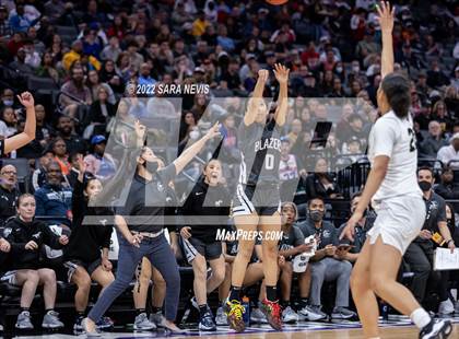 Thumbnail 3 in Sierra Canyon vs Archbishop Mitty (CIF Open Division Championship) photogallery.