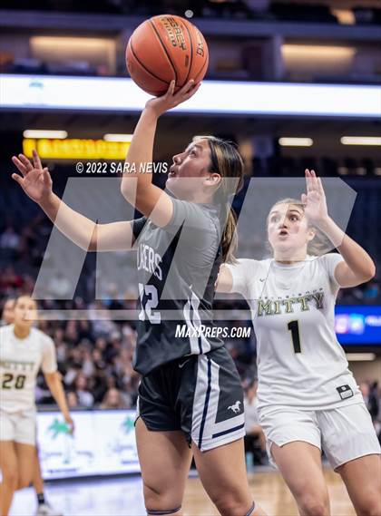 Thumbnail 2 in Sierra Canyon vs Archbishop Mitty (CIF Open Division Championship) photogallery.