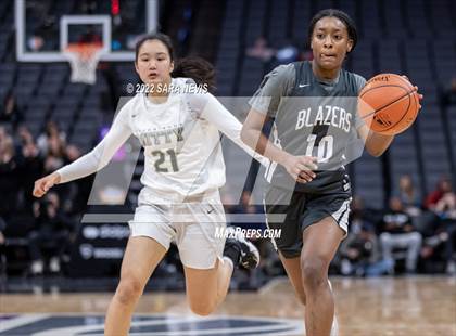 Thumbnail 3 in Sierra Canyon vs Archbishop Mitty (CIF Open Division Championship) photogallery.