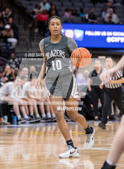 Thumbnail 3 in Sierra Canyon vs Archbishop Mitty (CIF Open Division Championship) photogallery.