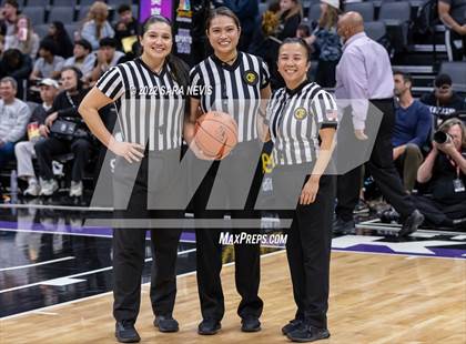 Thumbnail 1 in Sierra Canyon vs Archbishop Mitty (CIF Open Division Championship) photogallery.