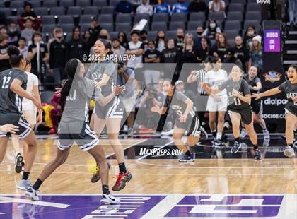 Thumbnail 2 in Sierra Canyon vs Archbishop Mitty (CIF Open Division Championship) photogallery.