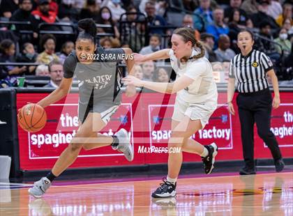 Thumbnail 1 in Sierra Canyon vs Archbishop Mitty (CIF Open Division Championship) photogallery.