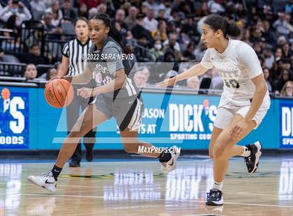 Thumbnail 3 in Sierra Canyon vs Archbishop Mitty (CIF Open Division Championship) photogallery.