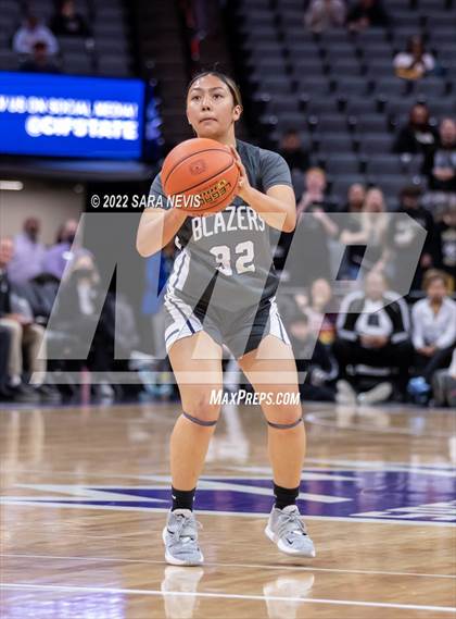 Thumbnail 3 in Sierra Canyon vs Archbishop Mitty (CIF Open Division Championship) photogallery.