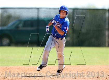 Thumbnail 1 in Leander @ Rouse photogallery.