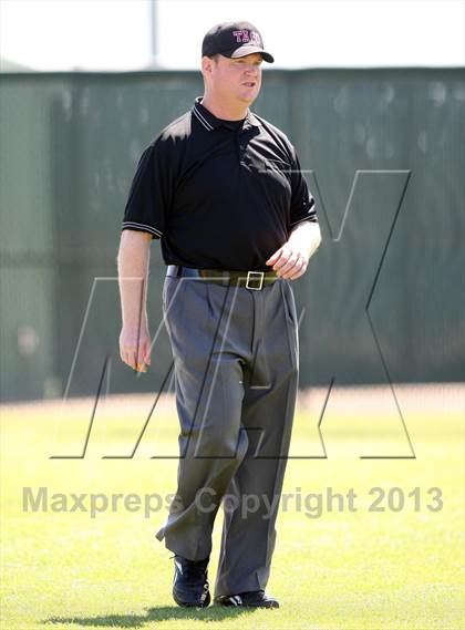 Thumbnail 3 in Leander @ Rouse photogallery.