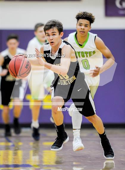 Thumbnail 2 in Apache Junction vs. Skyline (Mesa Fear the Hop Tournament)  photogallery.